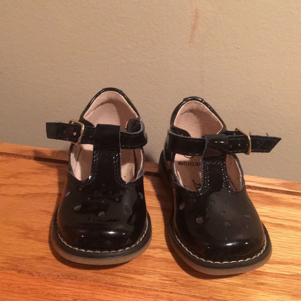 Arch support walking shoes